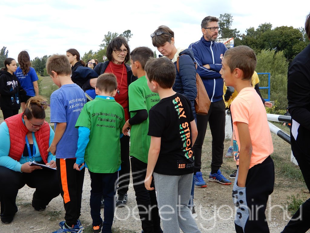 Mezei futóbajnokság Berettyóújfaluban 72